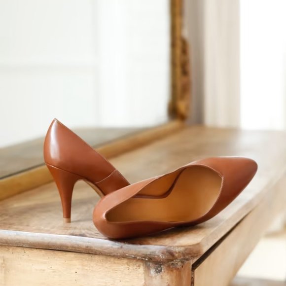 Sezane Tan Leather 'Django' Courts Pumps Heels - Picture 3 of 9
